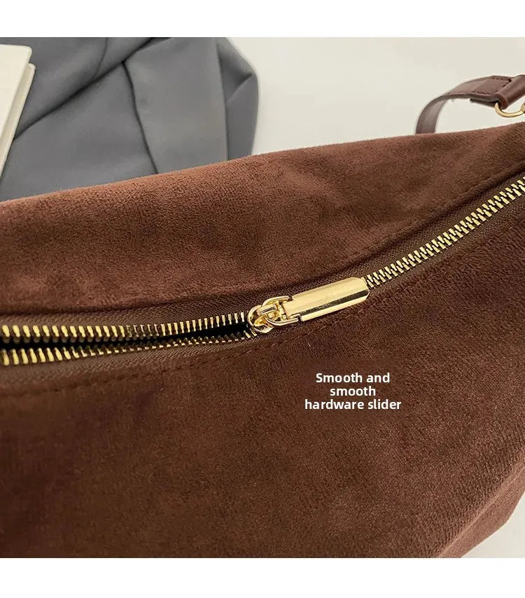 Advanced Retro Bag for Women's 2026 New Textured Frosted Shoulder Bag with Large Capacity Crossbody Commuting Tote Bag Quick Pick Grocers