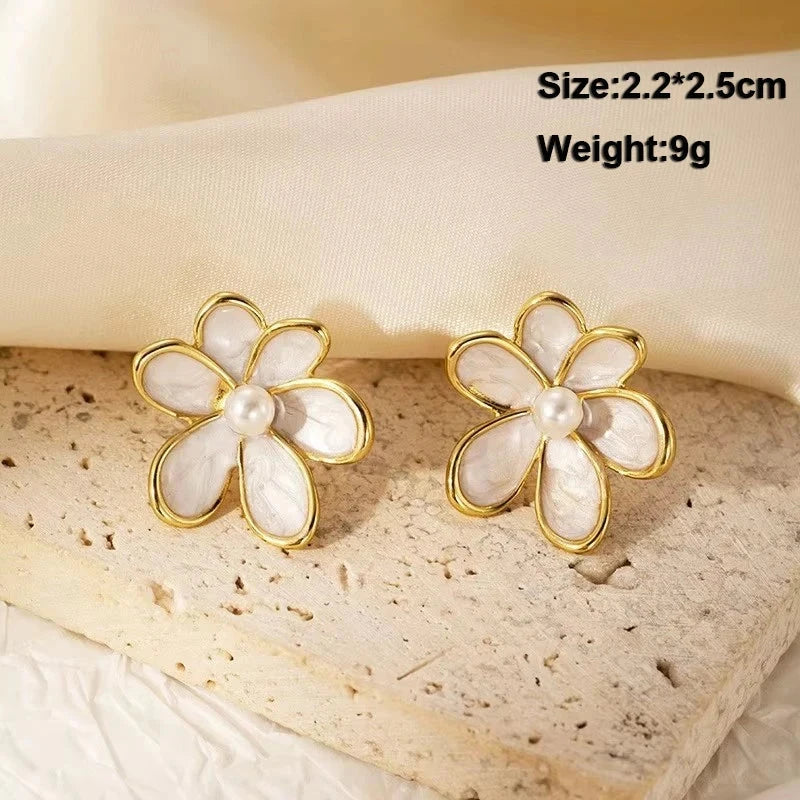 Pure White Women's Dangle Earrings Blooming Flower Acrylic Enamel Butterfly Imitation Pearl Heart Hanging Earrings Elegant brinc Econic Blanks