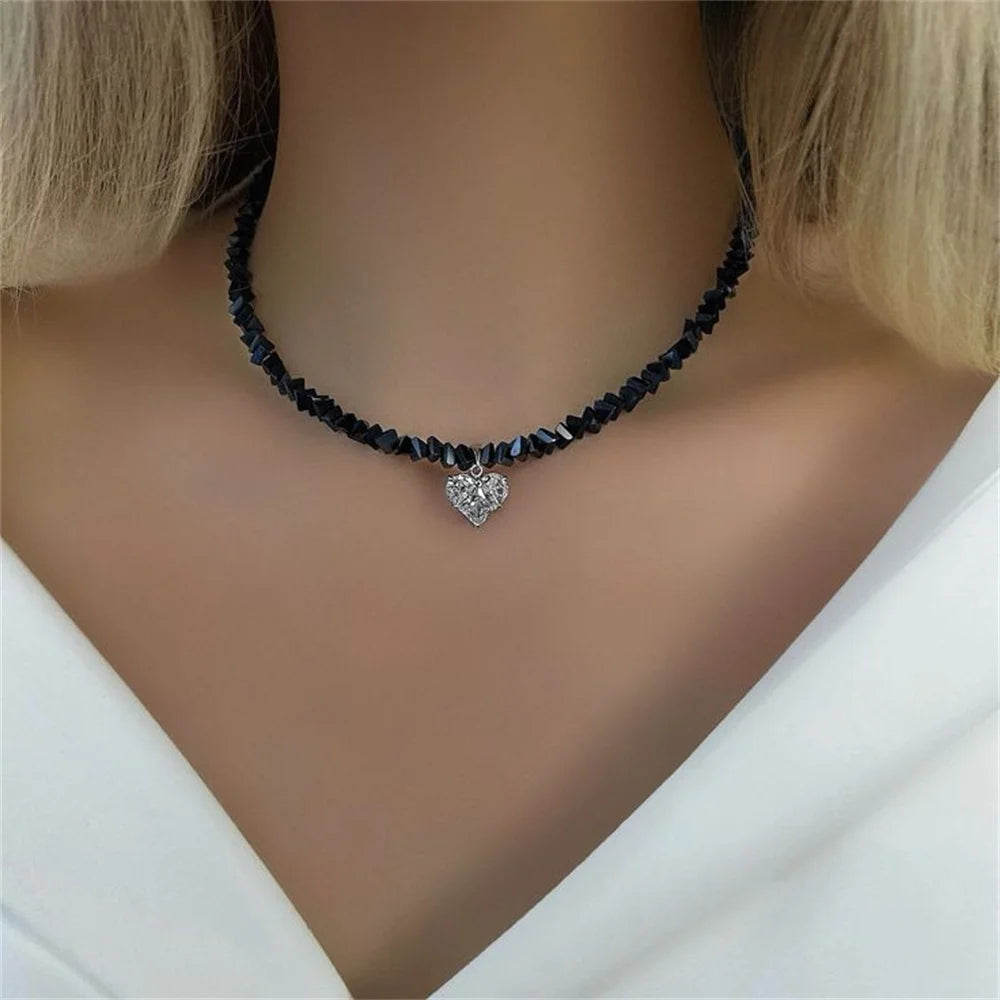 Fashion Vintage Sexy Zircon Heart Pendant Necklace For Women Female Boho Geometric Baroque Transparent Crystal Chain Jewelry Quick Pick Grocers