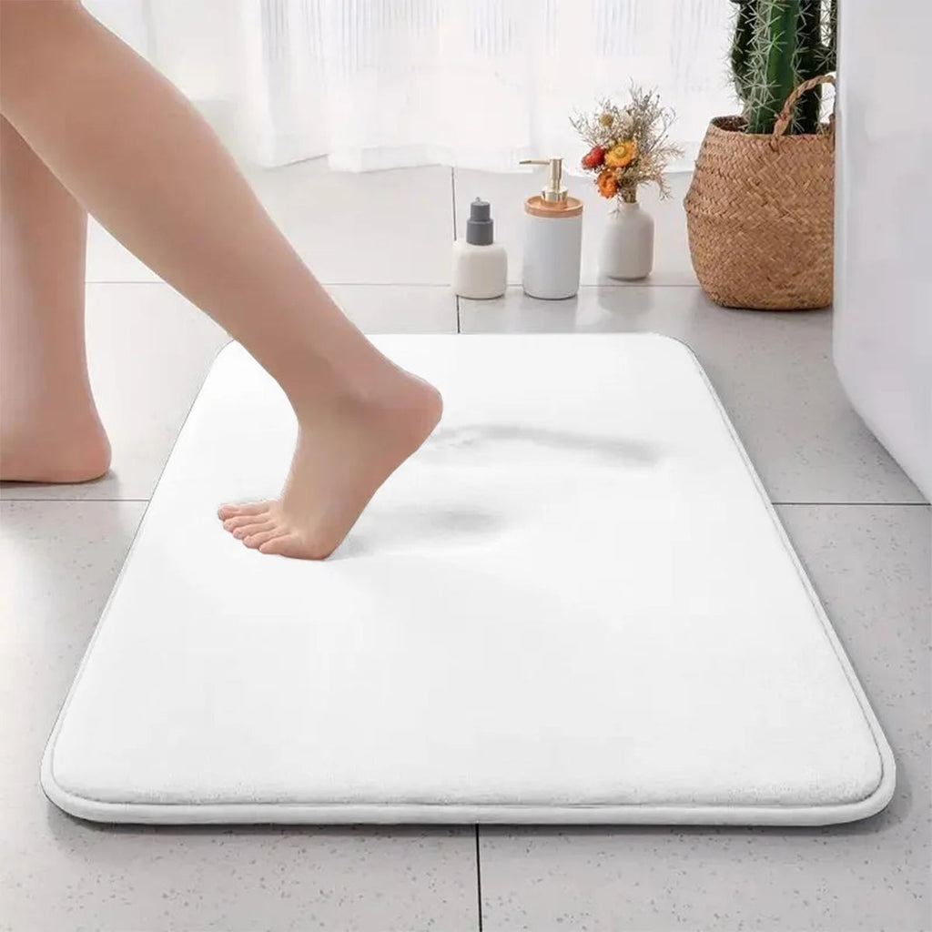 Thickened solid color absorbent carpet flannel bathroom floor mat bathroom entrance non-slip door mat Quick Pick Grocers