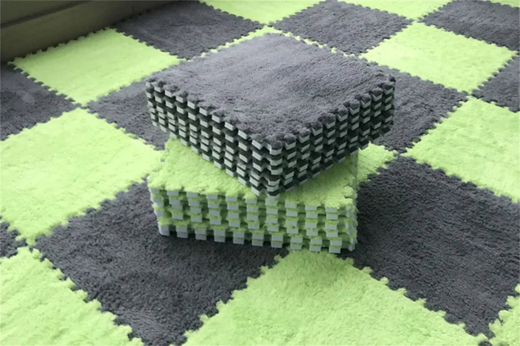 30*30CM Soft Plush Children Kids Rug Play Mat Puzzle Carpet Warm Playmat Interlocking Exercise Tiles Floor Carpet Decoration Mat Quick Pick Grocers