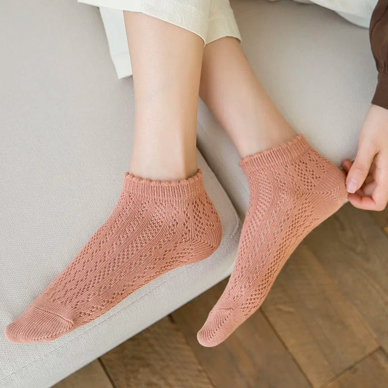 Fashionable Summer Soft Short Socks for Women Thin Mesh Sock Breathable Feature Sweet Hollow Out Design White Lace Ankle Socks Quick Pick Grocers