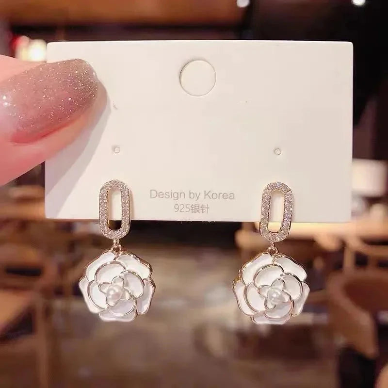 Pure White Women's Dangle Earrings Blooming Flower Acrylic Enamel Butterfly Imitation Pearl Heart Hanging Earrings Elegant brinc Econic Blanks