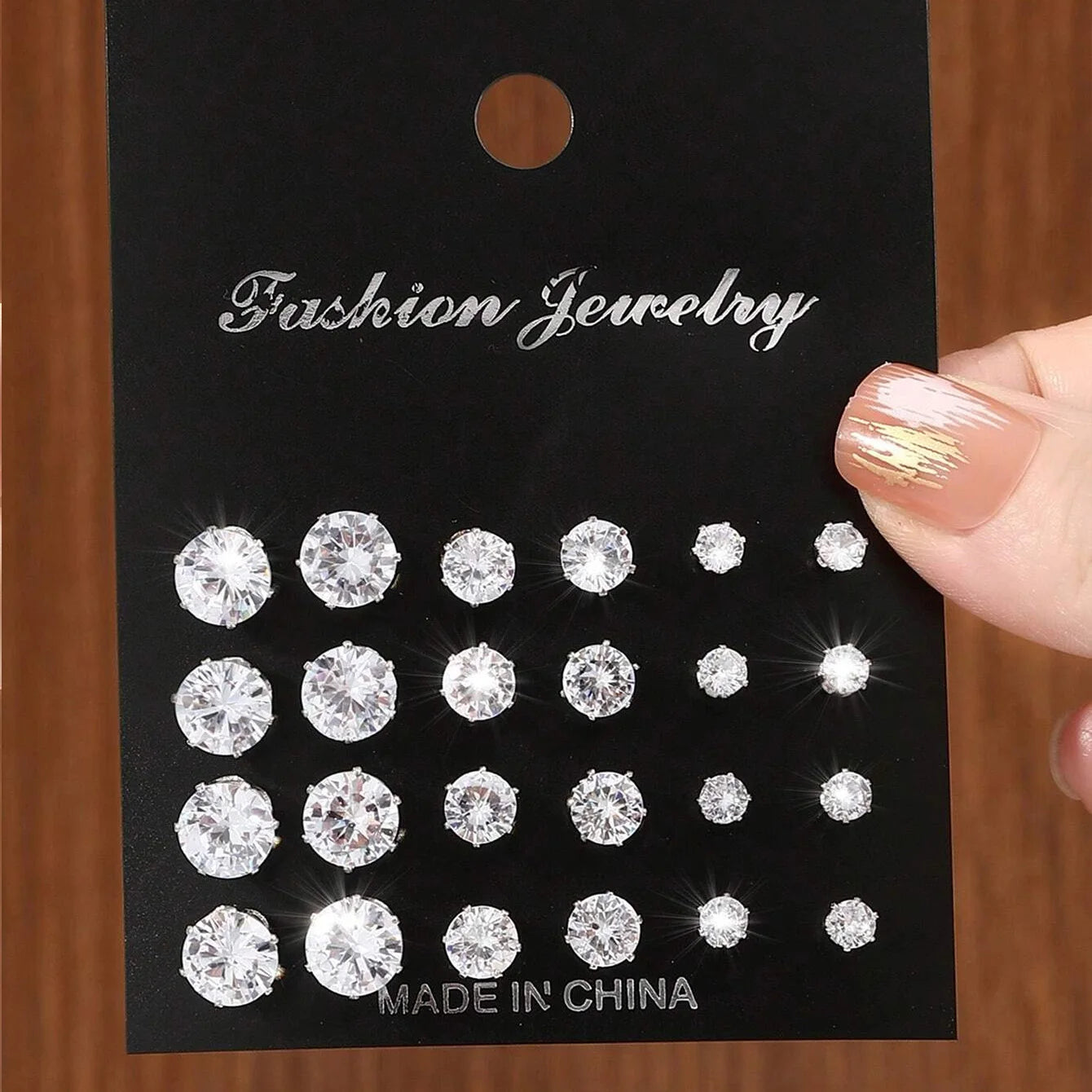 12 Pairs Of Luxurious, Simple, Shiny, And Caring Zirconia Decorative Earrings Are Suitable For Gifts To Parties,And Couples Quick Pick Grocers