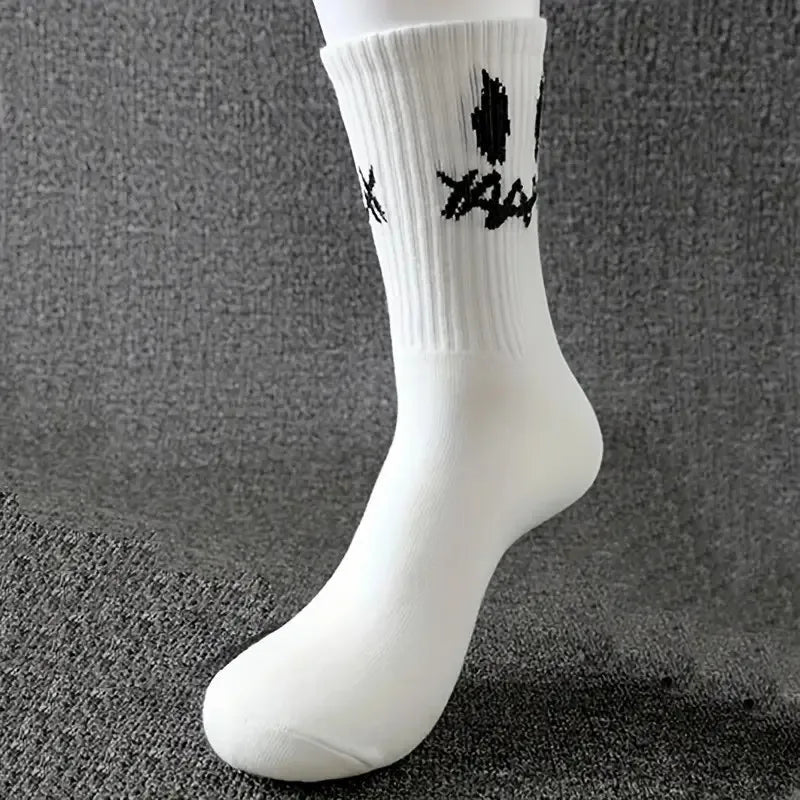 5/10 Pairs Men Women Graffiti Printed socks Street Style Soft Comfortable Sweat Absorbing Breathable Couple Sports Leisure Socks Quick Pick Grocers