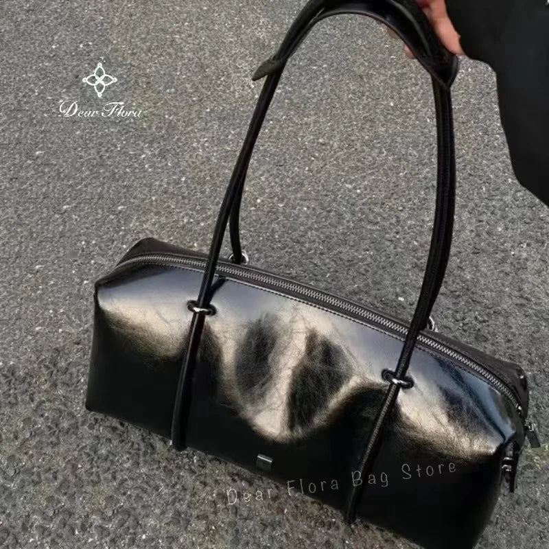 Y2K Women's Bag Large Capacity Boston Pillow Handbag Spicy Girl Fashion Motorcycle Shoulder Bags Vintage Large Capacity Tote Bag Quick Pick Grocers