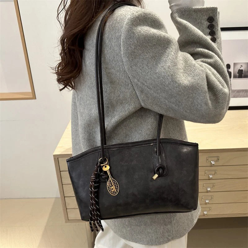 European American Retro Tote Bag, Korean Fashion Shoulder Bags Advanced Simple Handbag New Large Capacity Pendant Versatile Bags Quick Pick Grocers
