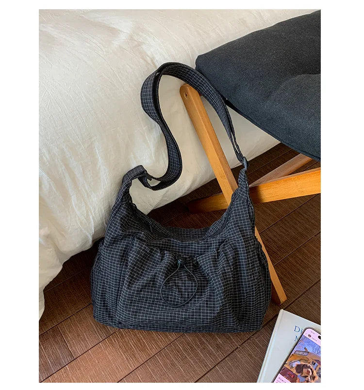 Korean Nylon Shoulder Bags Fashion Simple Plaid Zipper Tote Drawstring Pleated Cloud Bags New Commuter Crossbody Shoulder Bag Quick Pick Grocers