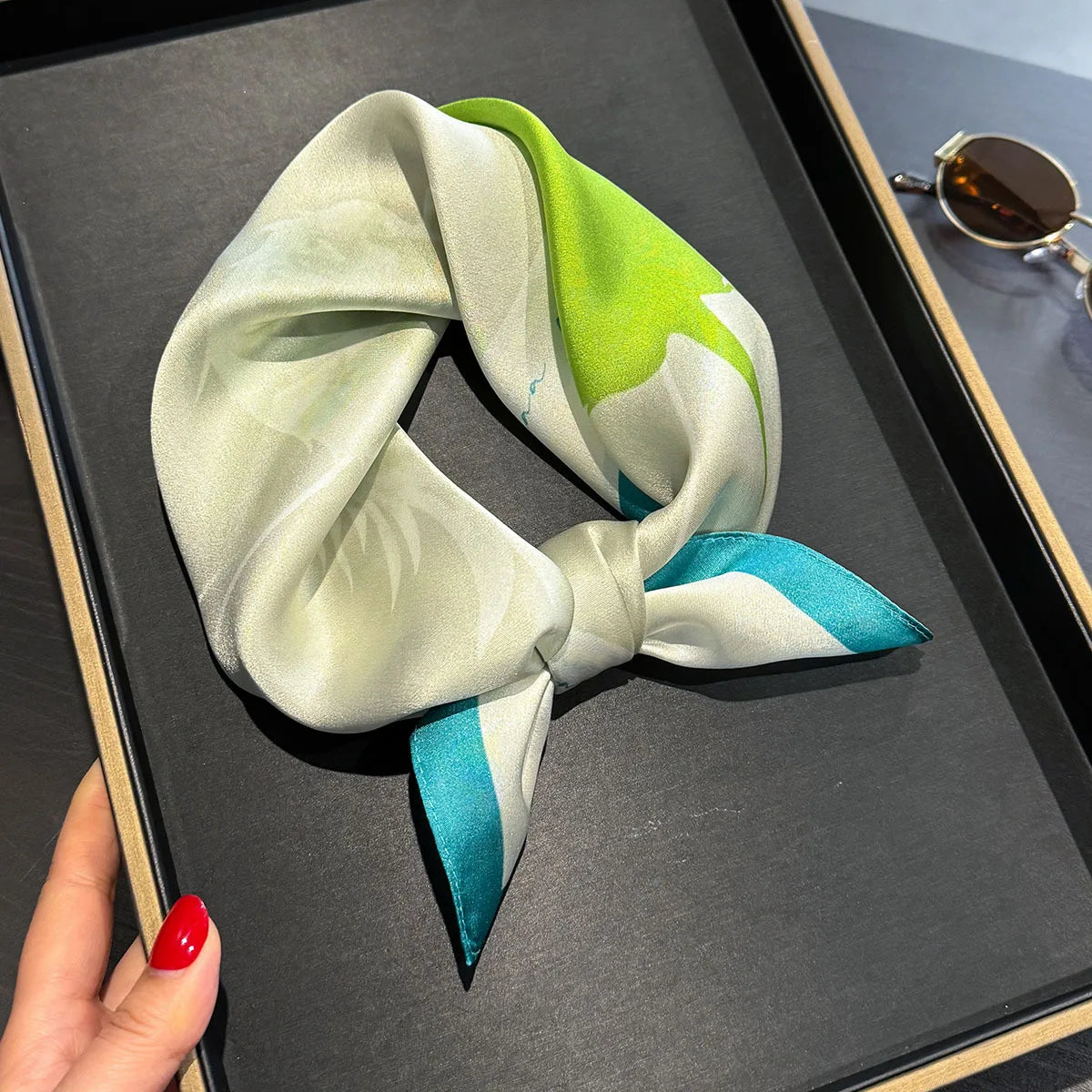2025 Fashion 100% Real Silk Scarf 53cm Square Bandelet Women's Silk Temperament Small Scarf Neck Decorative Wrap Printed Scarves Quick Pick Grocers