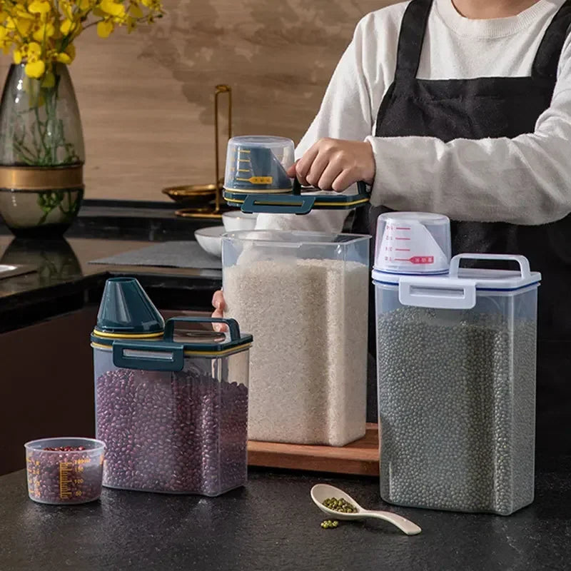 1.5kg/2kg Dog Cat Food Pail Plastic Storage Tank with Measuring Cup Container Moisture-proof Sealed Jar Pet Supplies Accessories Econic Blanks