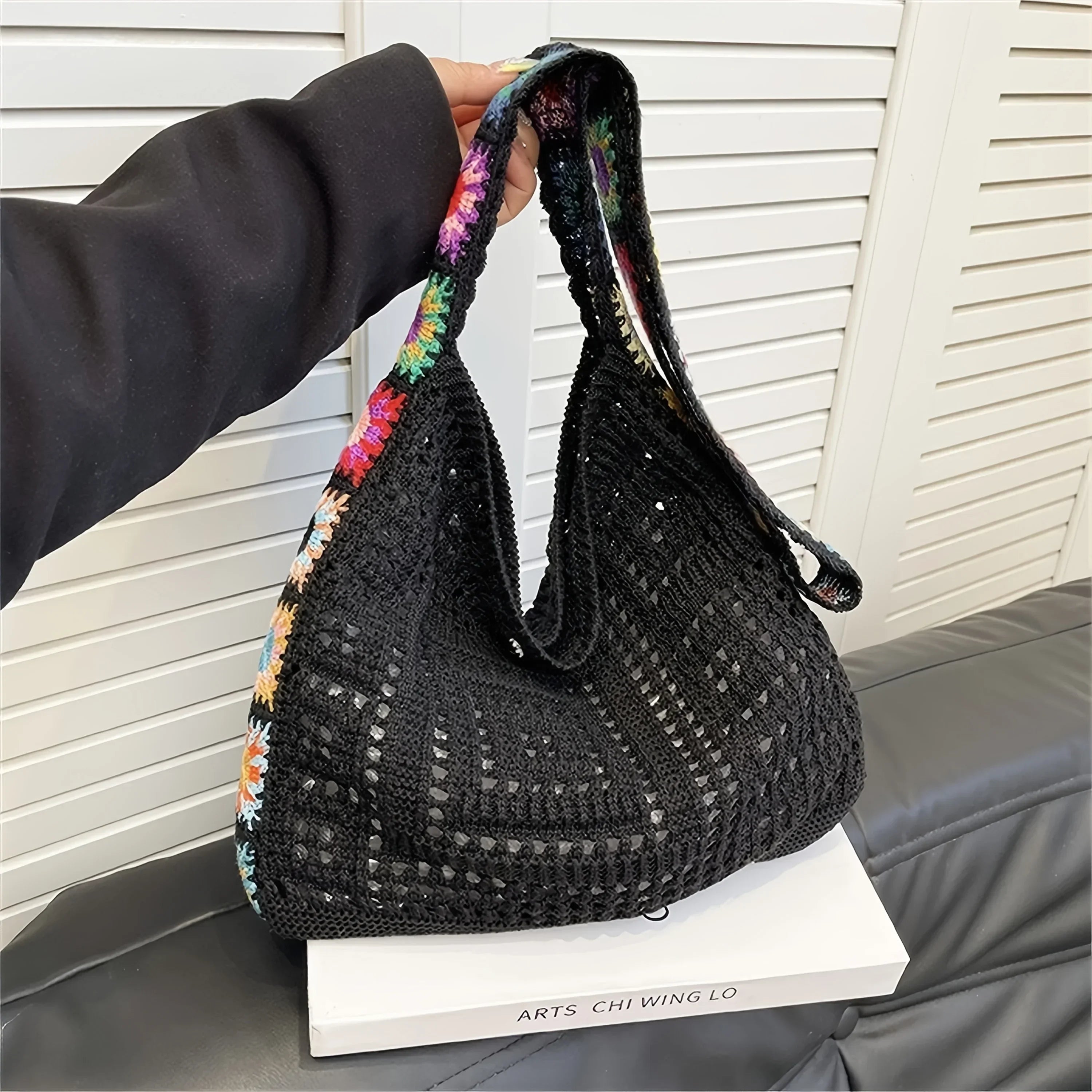 Women's Boho Crochet Bag Designer Flowers Knitted Handbags Large Capacity Summer Beach Woven Shoulder Bag Girls Tote Shopper Bag Quick Pick Grocers