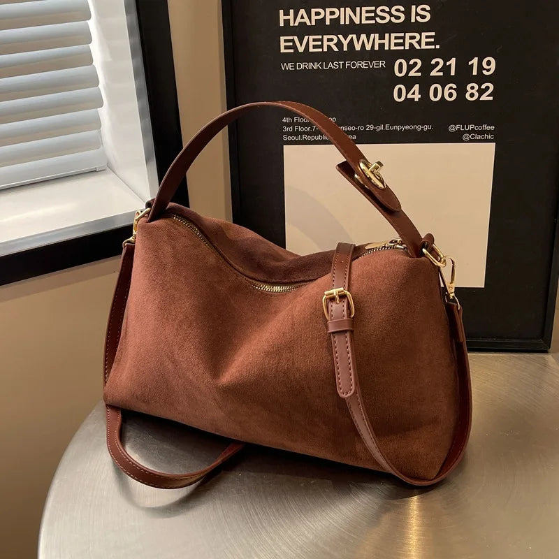 Advanced Retro Bag for Women's 2026 New Textured Frosted Shoulder Bag with Large Capacity Crossbody Commuting Tote Bag Quick Pick Grocers
