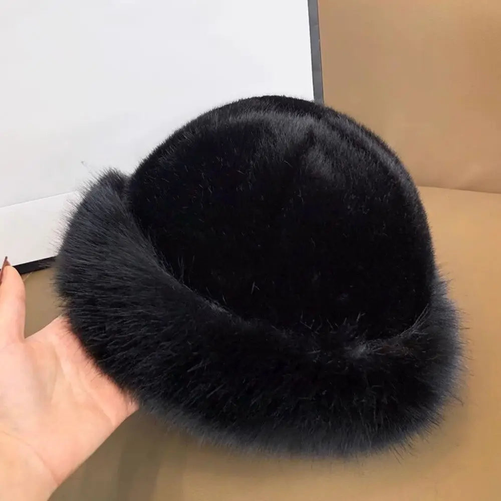 Hot Sale Fur Hat Women Warm Snow Ski Cap Female Faux Fox Fur Thick Warm Winter Hat Lady Windproof Russian Hat Ear Warmer Bonnet Purest Peak