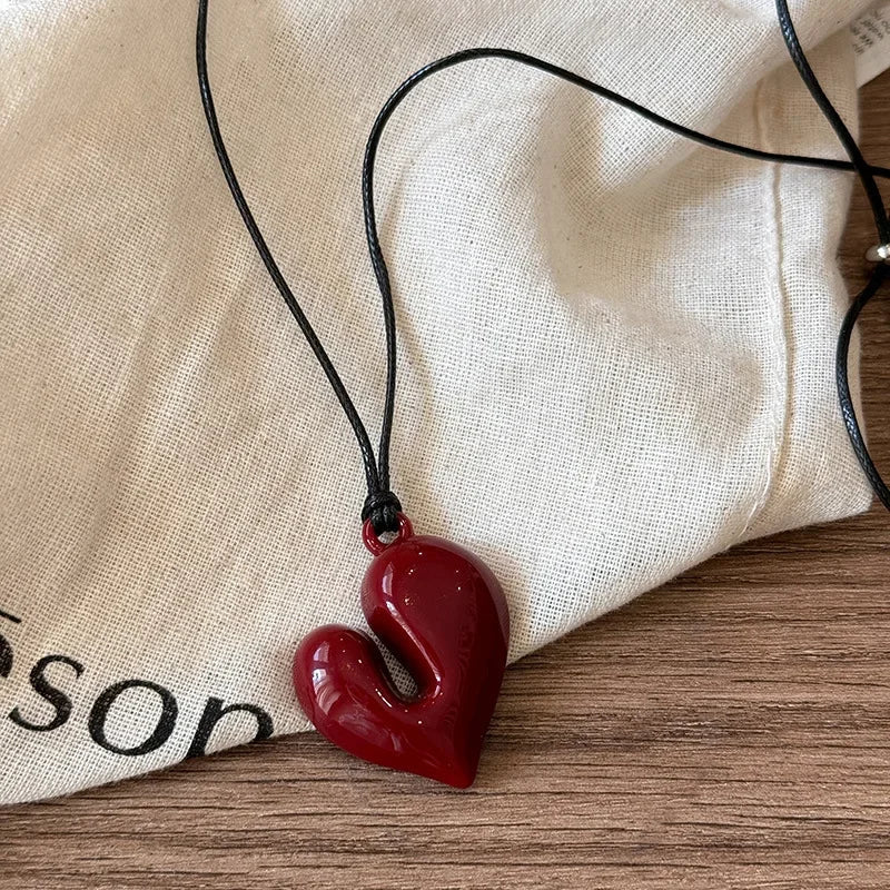 LATS Red Heart Pendant Necklace Vintage 80s Aesthetic Love Inspired Choker New Fashion Romantic Heart Necklace for Women Quick Pick Grocers