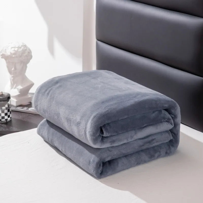 2025 new solid color simple plush blanket multi-functional Farley plush thickened warm blanket Purest Peak