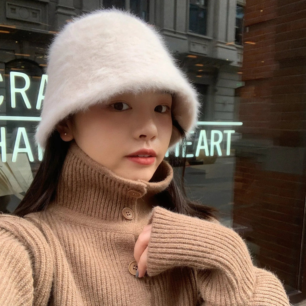 Plush fisherman hat autumn and winter basin hat round head plush high-end feeling face white bucket hat for ladies Purest Peak