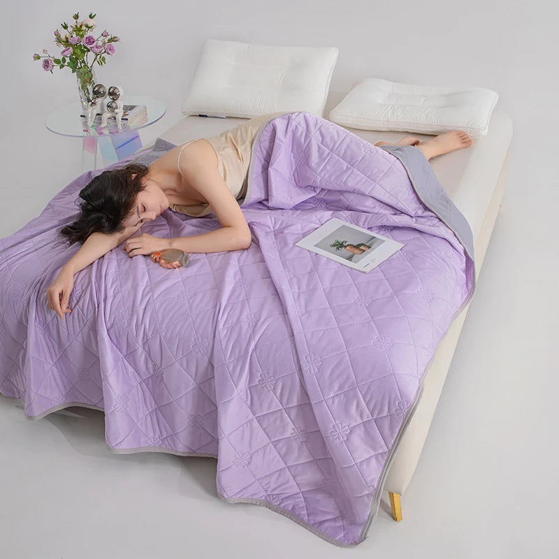 Grade A Cooling Summer Blanket for Bed Soft Breathable King Summer Quilt Queen Air Condition Comforter Lightweight Cool Duvet Quick Pick Grocers