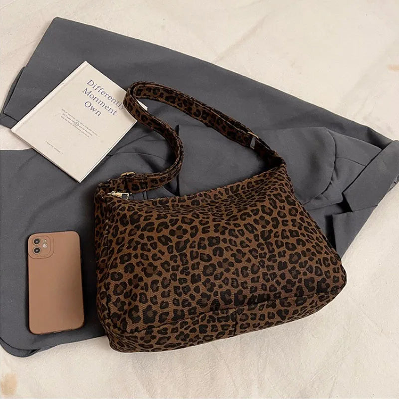 Trendy Casual Soft Textile Women's Shoulder Bag Large Capacity Leopard Print Female Retro Crossbody Bag For Commute Outings Quick Pick Grocers