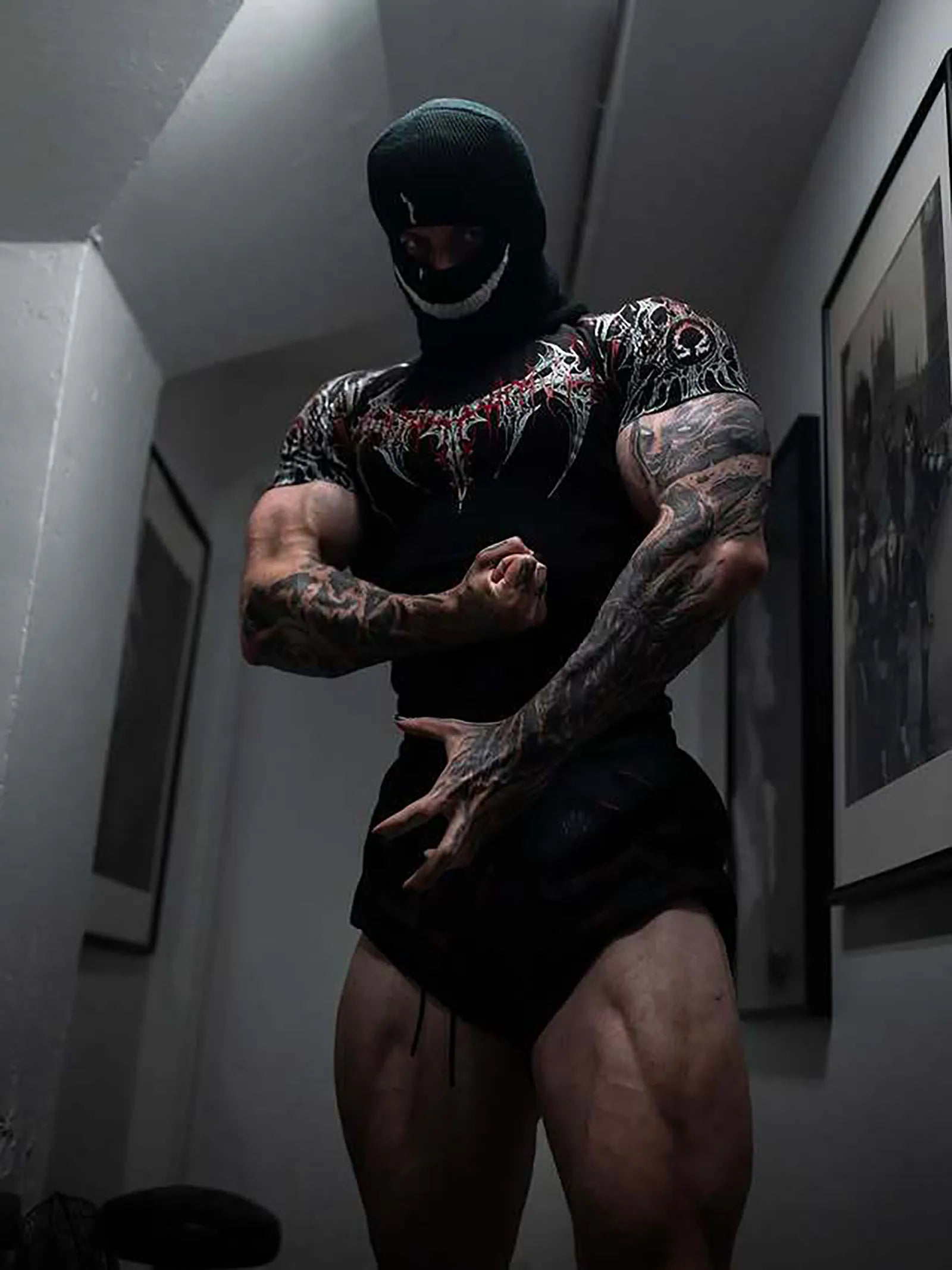 New Summer GYM T-shirt Men's Gothic Print Muscle Tee High Elasticity And Quick Drying Exercise For Bodybuilding Training T-shirt Quick Pick Grocers