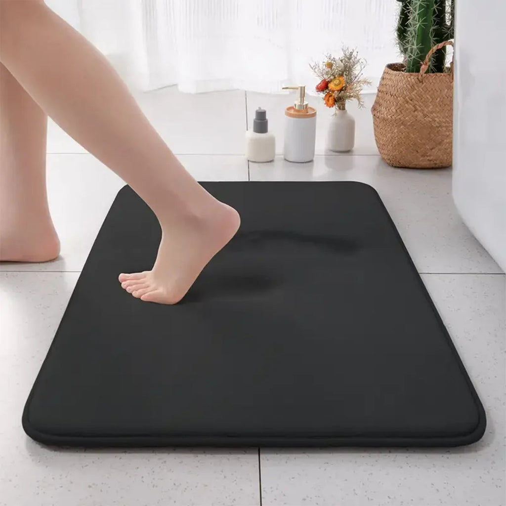 Thickened solid color absorbent carpet flannel bathroom floor mat bathroom entrance non-slip door mat Quick Pick Grocers