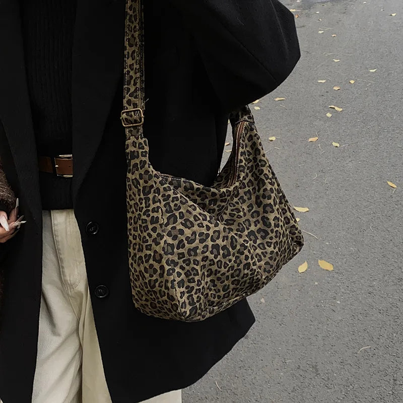 Trendy Casual Soft Textile Women's Shoulder Bag Large Capacity Leopard Print Female Retro Crossbody Bag For Commute Outings Quick Pick Grocers