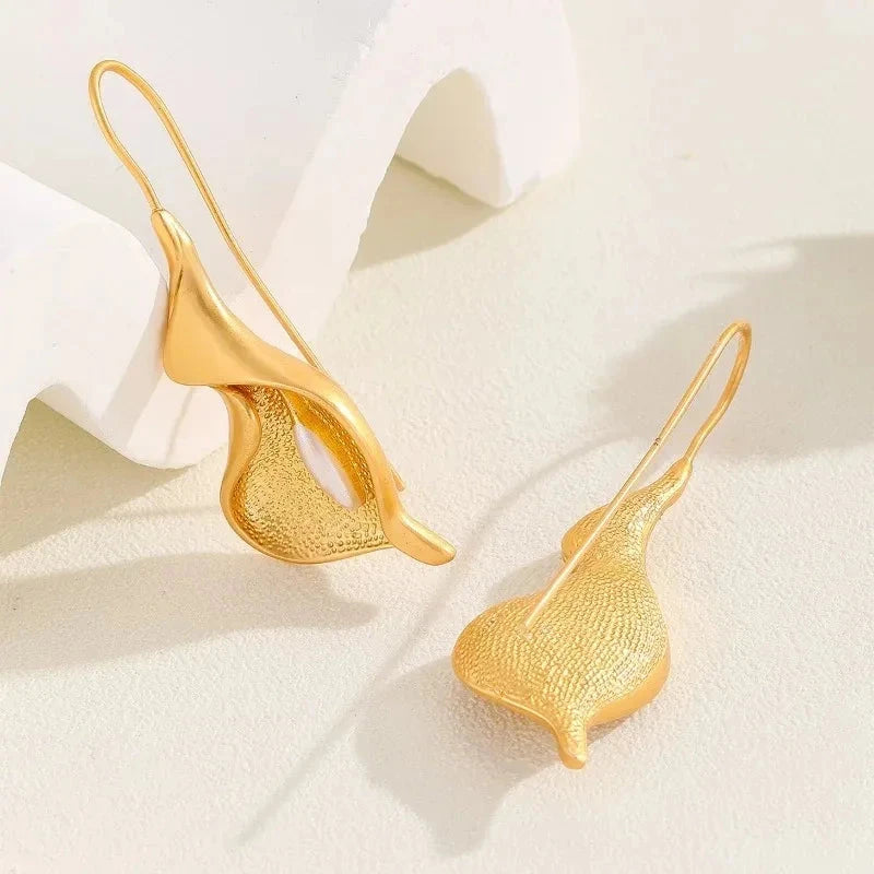 Exquisite Blooming Flower Hook Earrings Simple Accessories Gold Silver Color Plant Dangle Earrings for Women Jewelry Econic Blanks