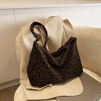 Trendy Casual Soft Textile Women's Shoulder Bag Large Capacity Leopard Print Female Retro Crossbody Bag For Commute Outings Quick Pick Grocers