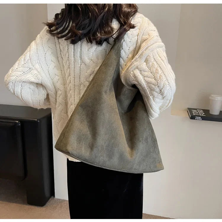 Autumn and Winter Vintage Women's Bag Large Capacity Suede Shoulder Bag Solid Color Simple Casual Commuter Bag Retro Handbags Quick Pick Grocers