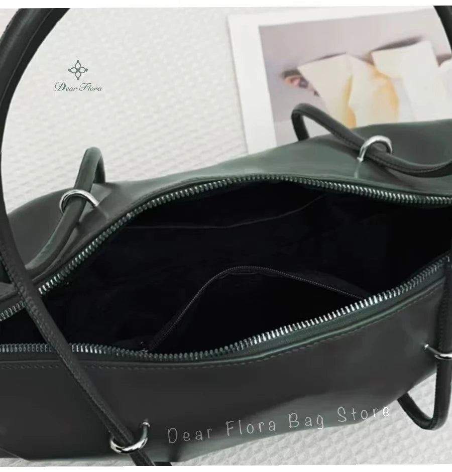 Y2K Women's Bag Large Capacity Boston Pillow Handbag Spicy Girl Fashion Motorcycle Shoulder Bags Vintage Large Capacity Tote Bag Quick Pick Grocers