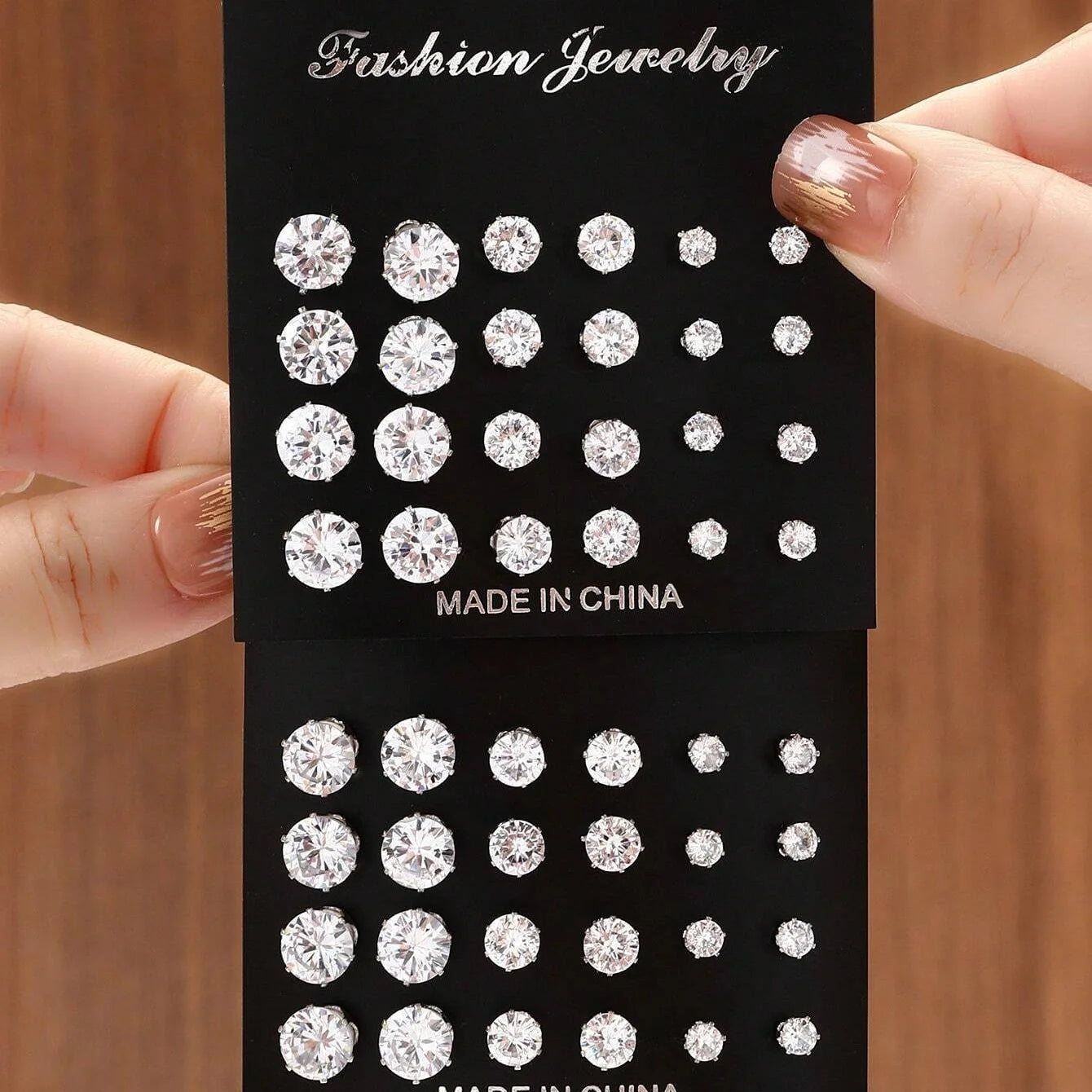 12 Pairs Of Luxurious, Simple, Shiny, And Caring Zirconia Decorative Earrings Are Suitable For Gifts To Parties,And Couples Quick Pick Grocers
