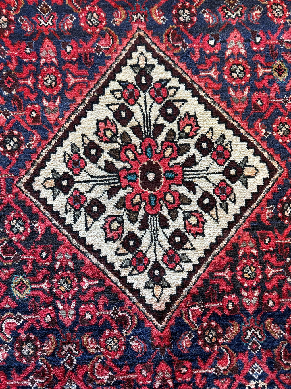 Fine Vintage Zagheh Persian Area Rug 10'4'' x 5'5''